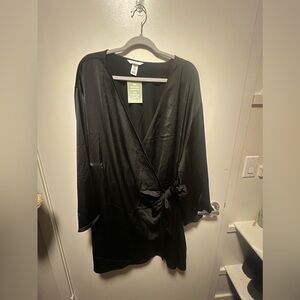 H&M Satin Black Wrap Dress Mini 4X New